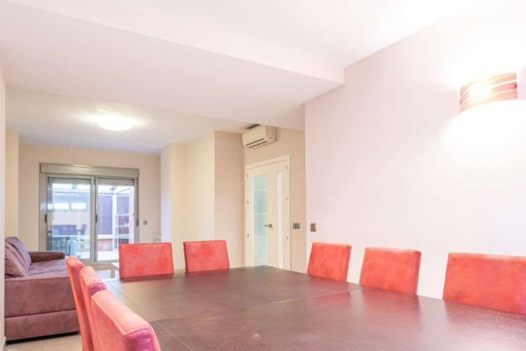 Impresionante Apartamento De 4 Dormitorios 3 Banos Y 2 Plazas De Garaje マドリード エクステリア 写真