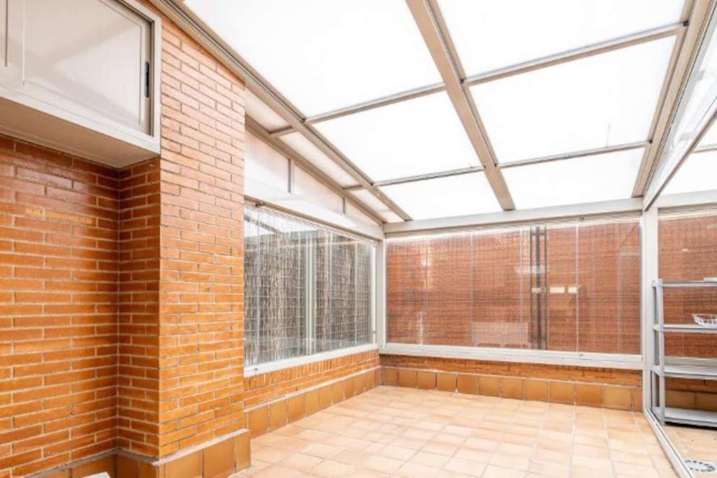 Impresionante Apartamento De 4 Dormitorios 3 Banos Y 2 Plazas De Garaje マドリード エクステリア 写真