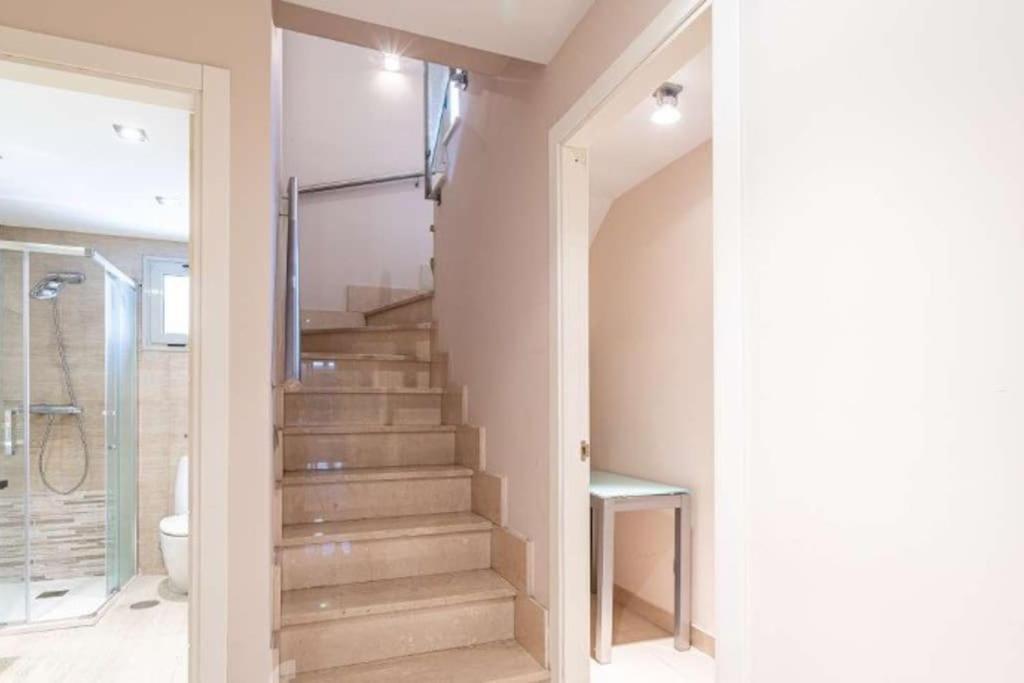 Impresionante Apartamento De 4 Dormitorios 3 Banos Y 2 Plazas De Garaje マドリード エクステリア 写真