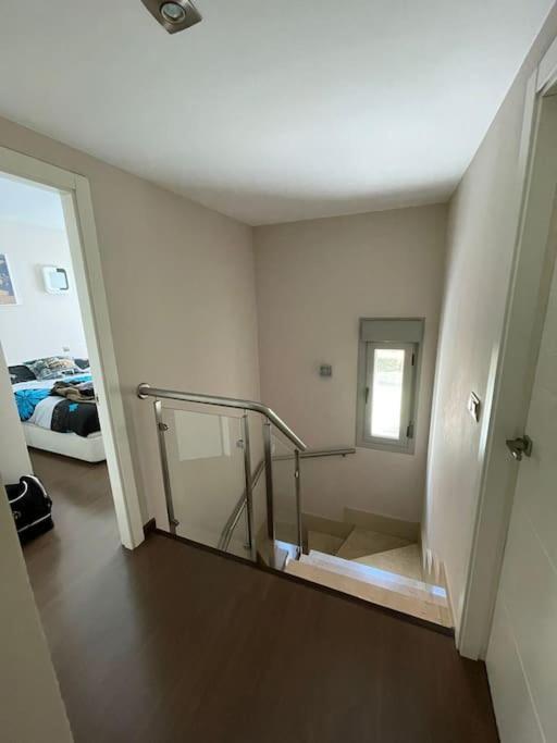 Impresionante Apartamento De 4 Dormitorios 3 Banos Y 2 Plazas De Garaje マドリード エクステリア 写真